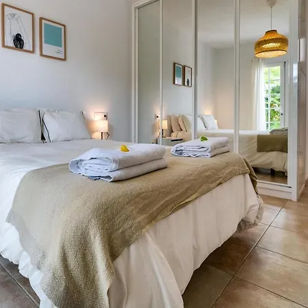 Cozy And Charming With Pool Villa