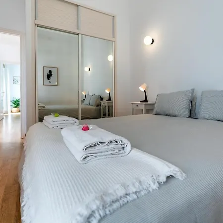 Cozy And Charming With Pool Villa